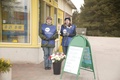 Ja sitten siirryttiin S-marketin eteen.